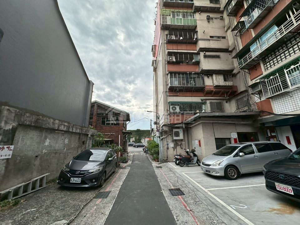 Uhomes