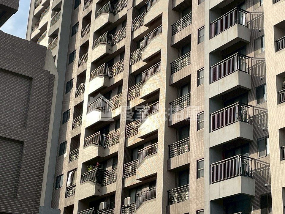 Uhomes