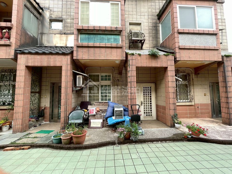 Uhomes