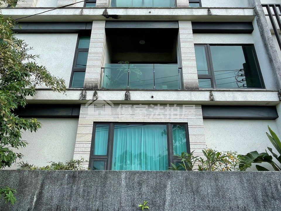 Uhomes