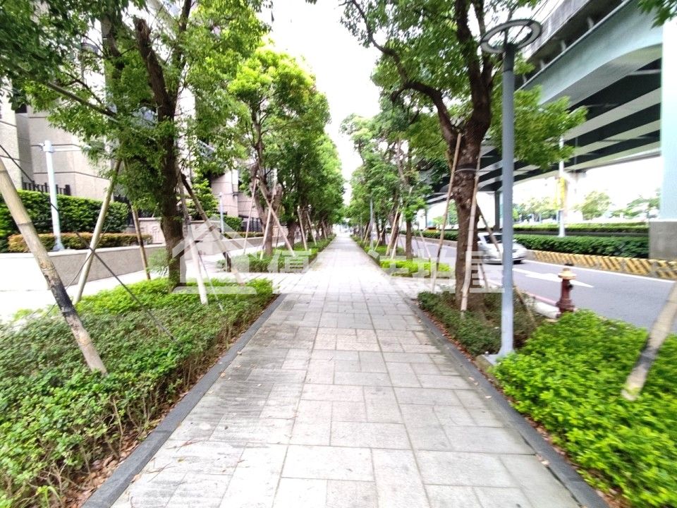 Uhomes