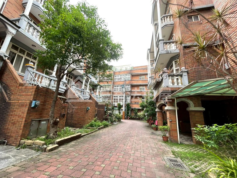 Uhomes