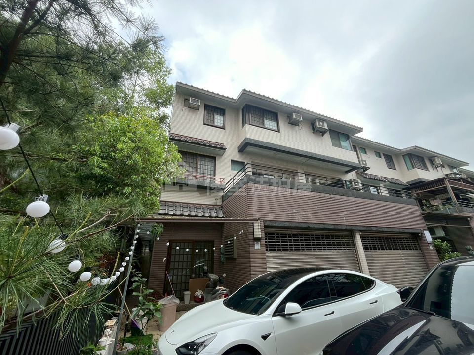Uhomes