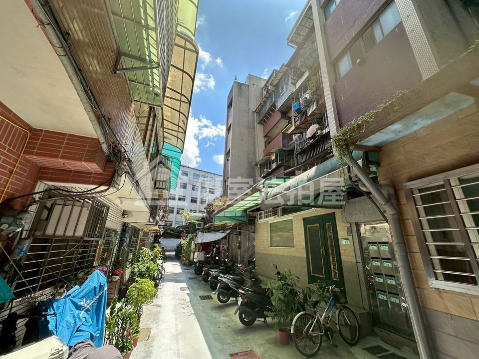 Uhomes