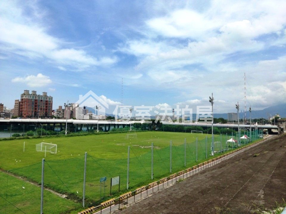 Uhomes