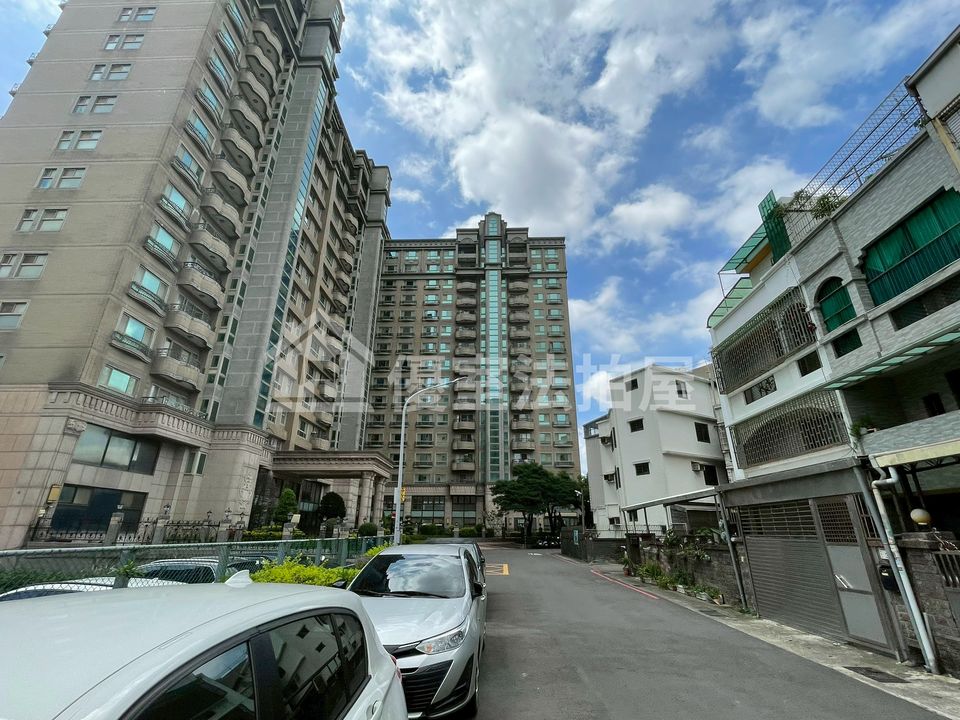 Uhomes