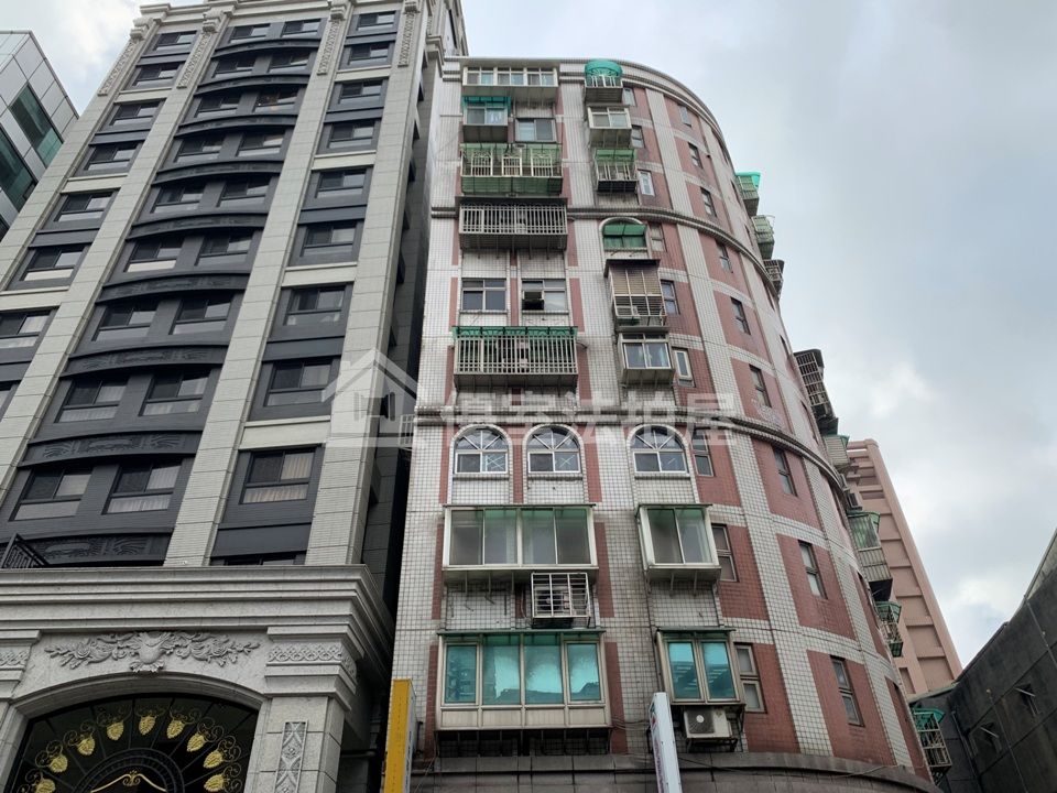 Uhomes