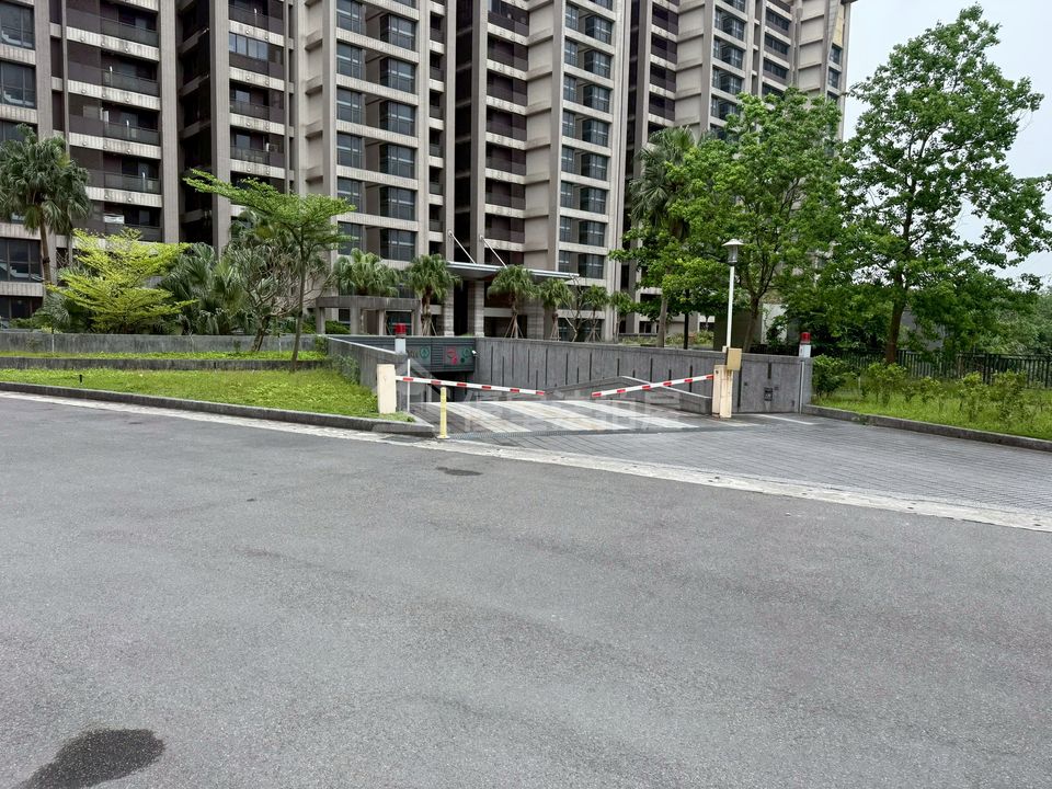 Uhomes