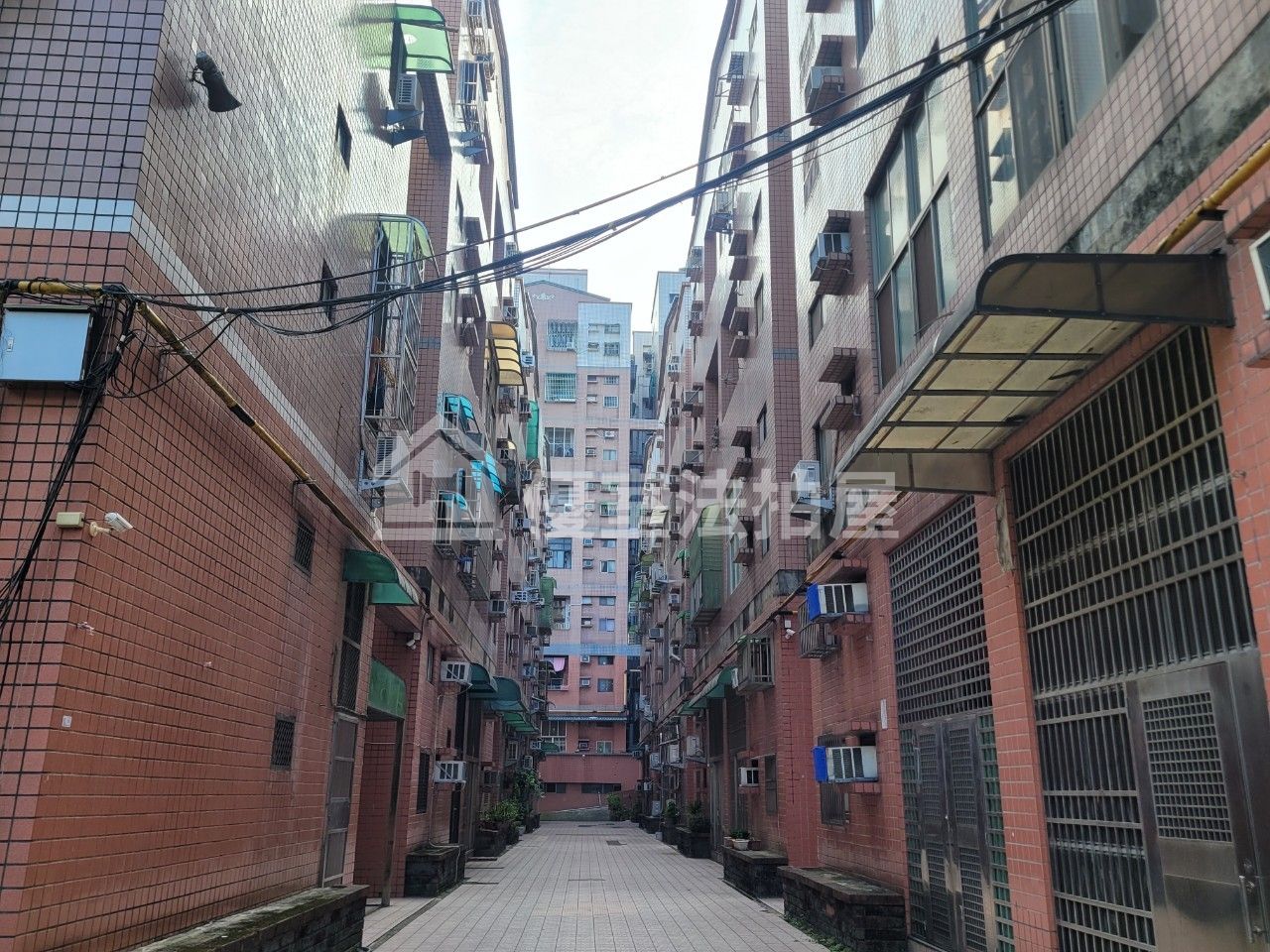 Uhomes