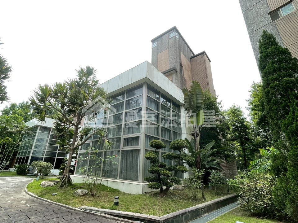 Uhomes