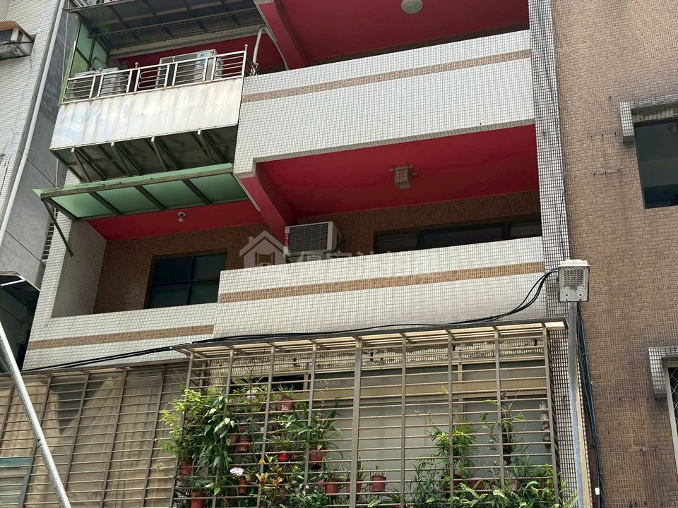 Uhomes