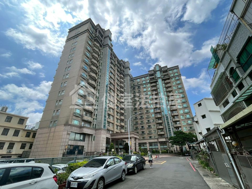 Uhomes