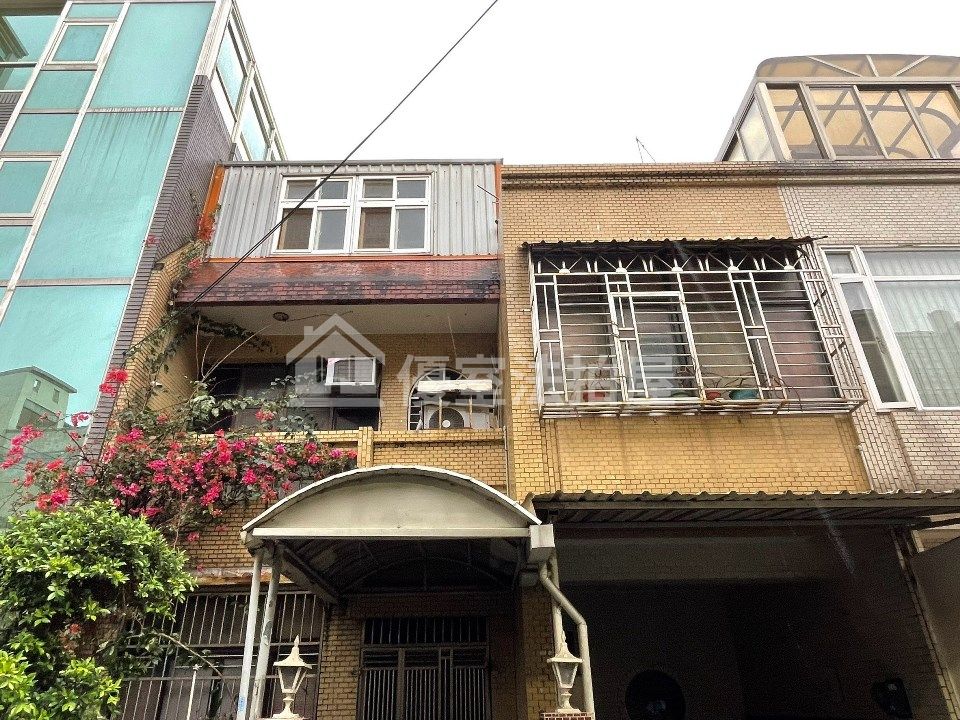 Uhomes