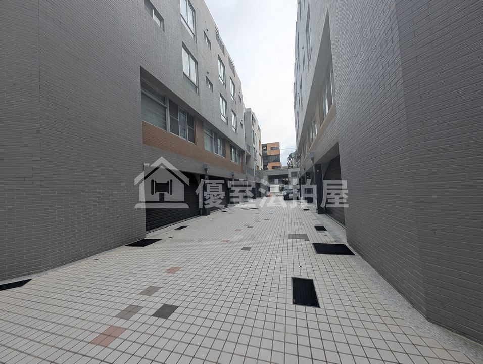 Uhomes