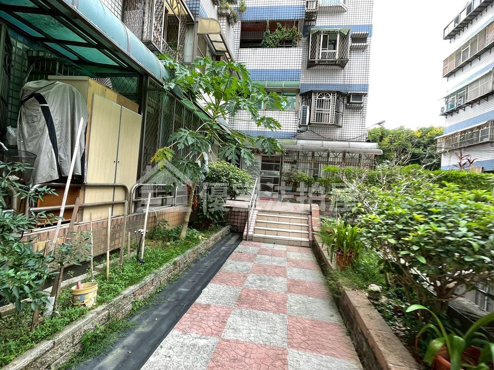 Uhomes