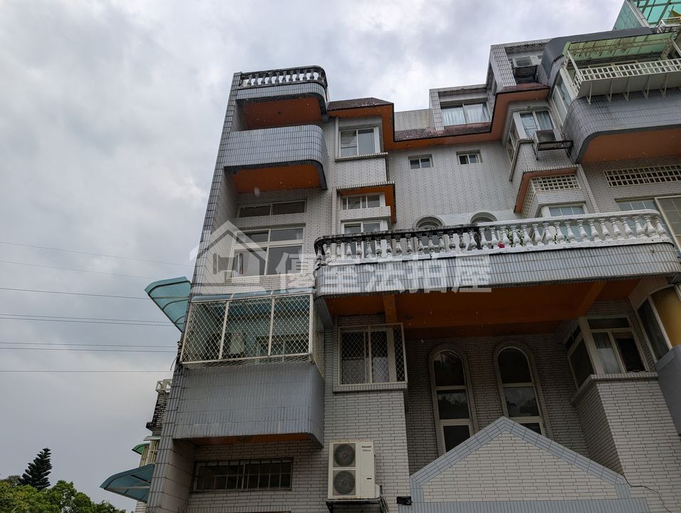 Uhomes