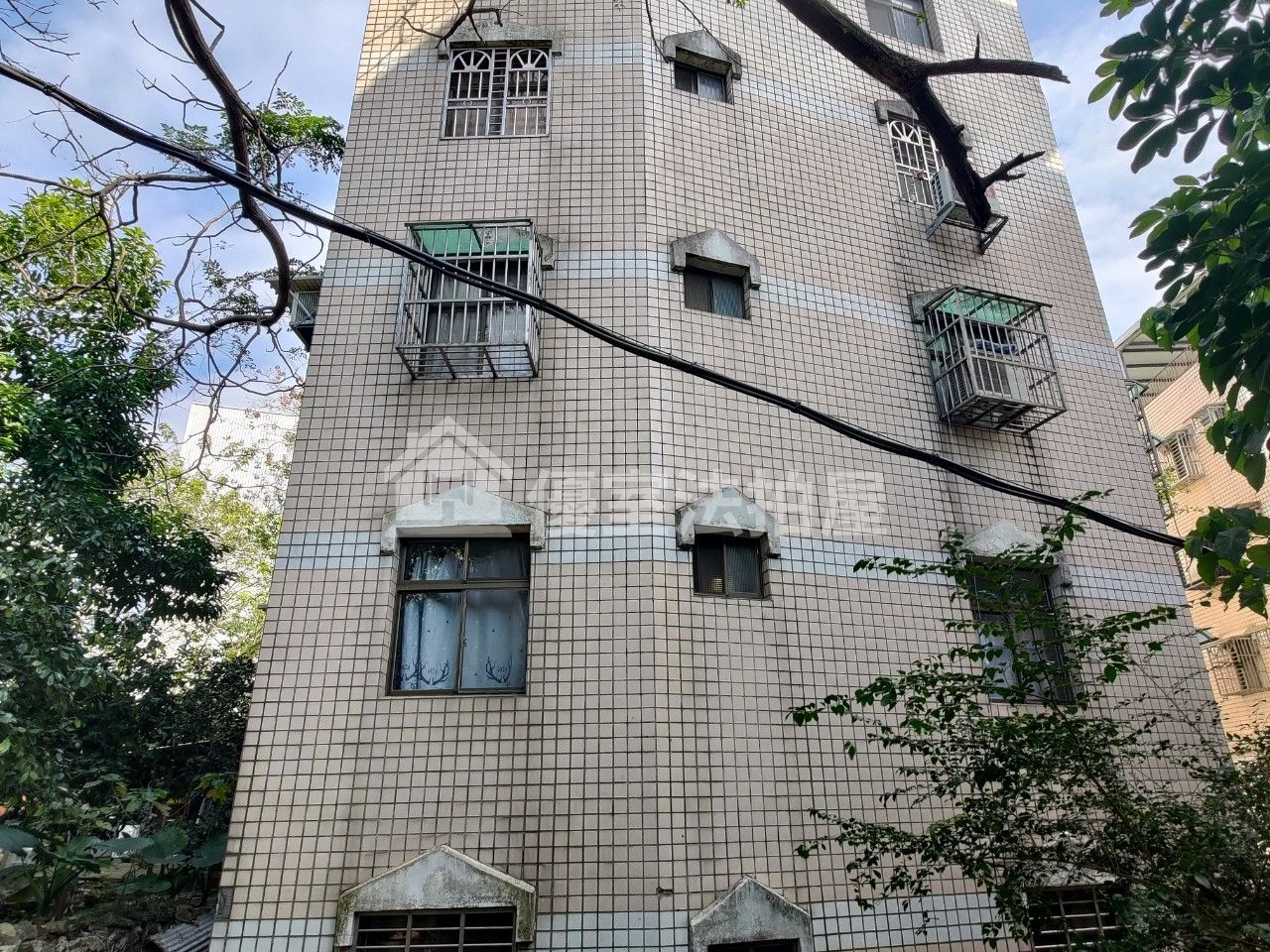 Uhomes