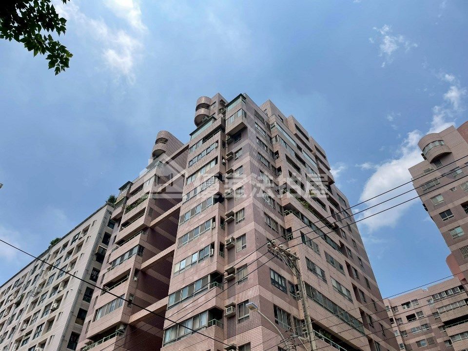 Uhomes