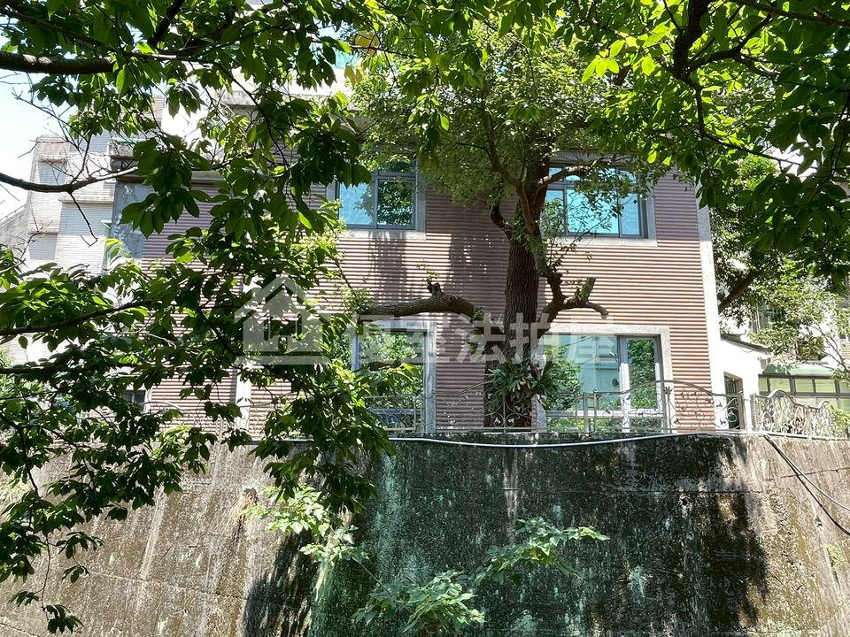 Uhomes
