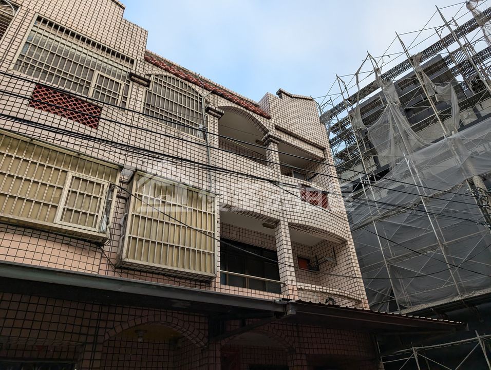 Uhomes