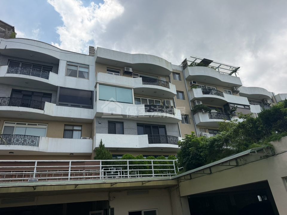 Uhomes