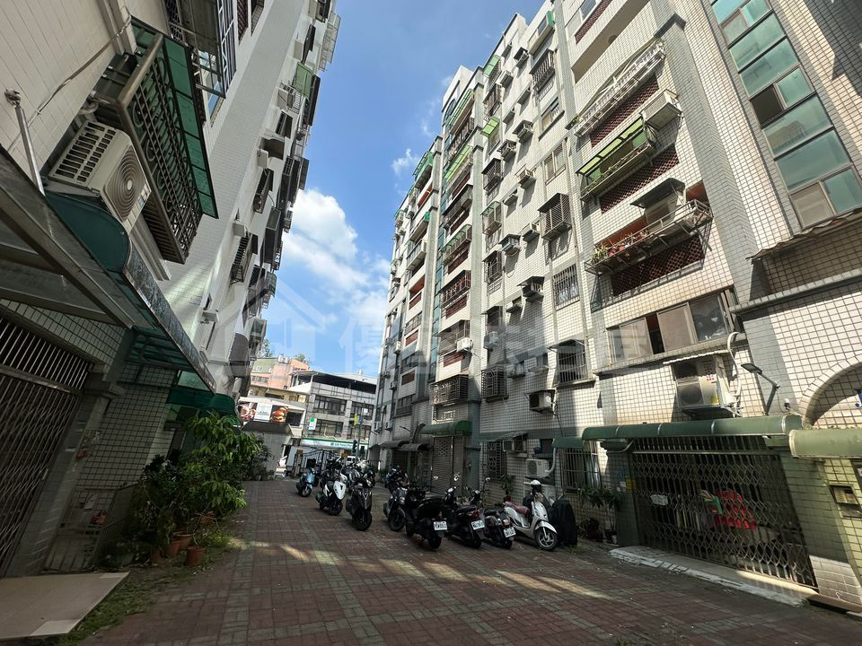 Uhomes