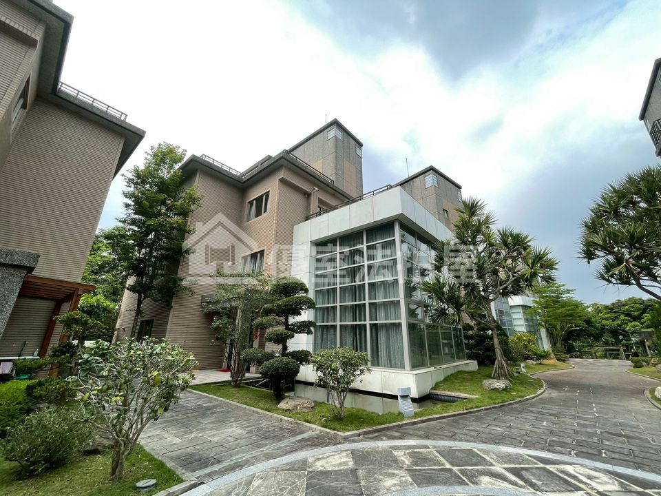 Uhomes