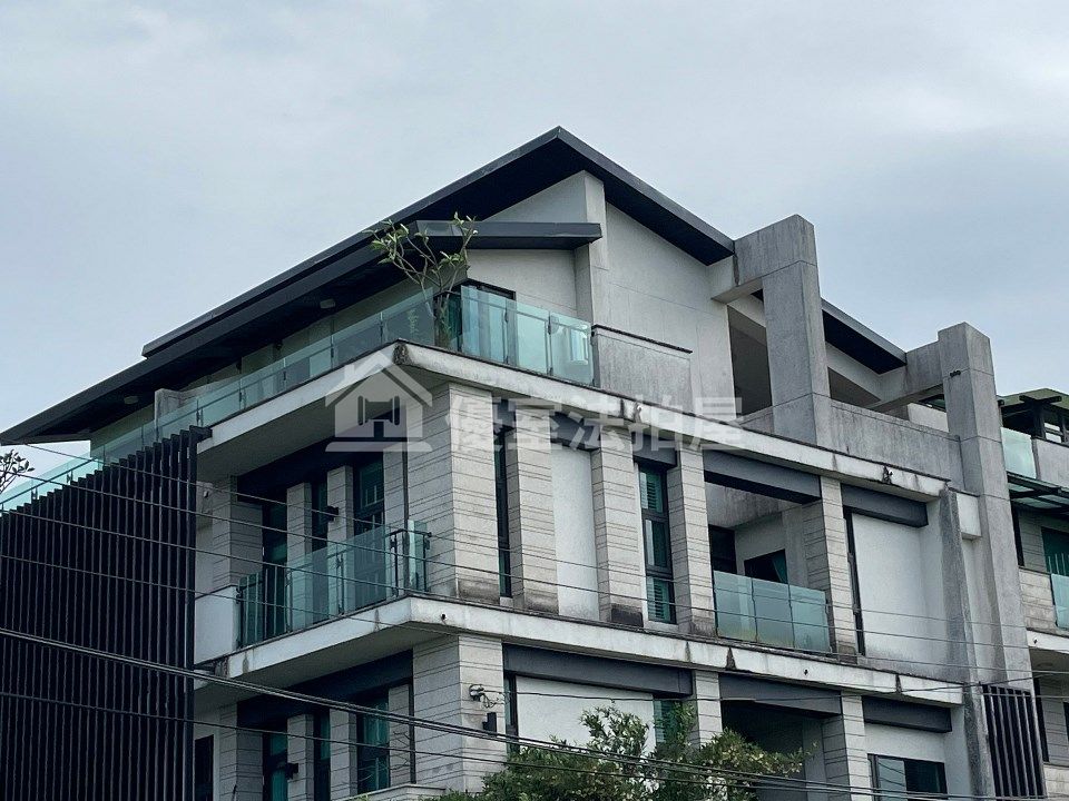 Uhomes