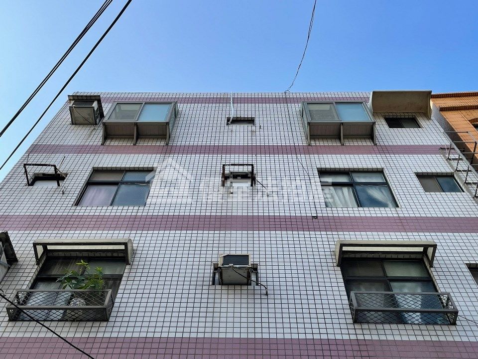 Uhomes
