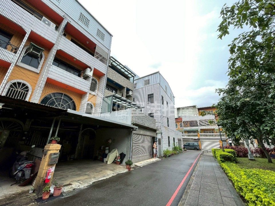 Uhomes