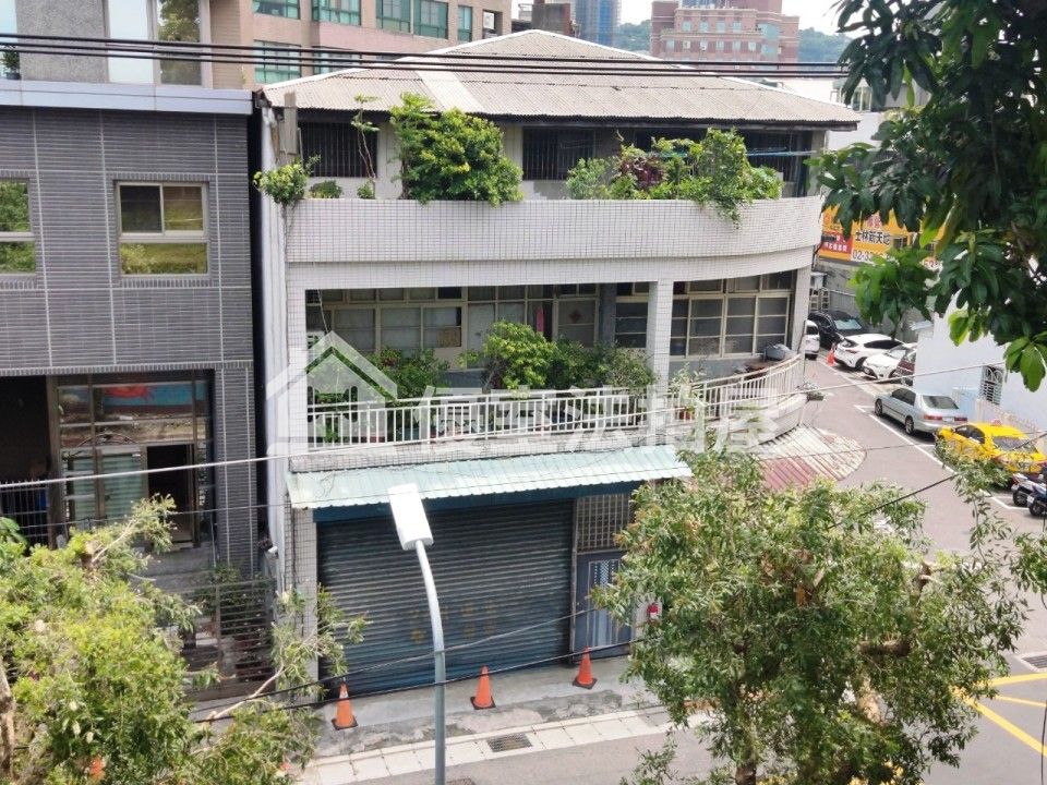 Uhomes