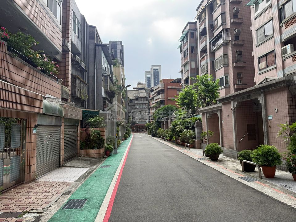 Uhomes