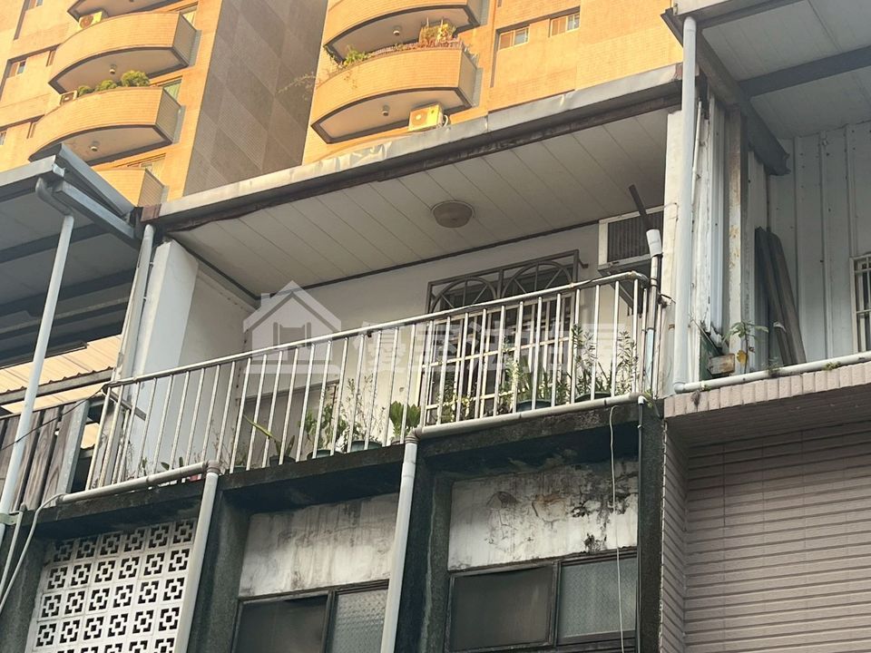 Uhomes