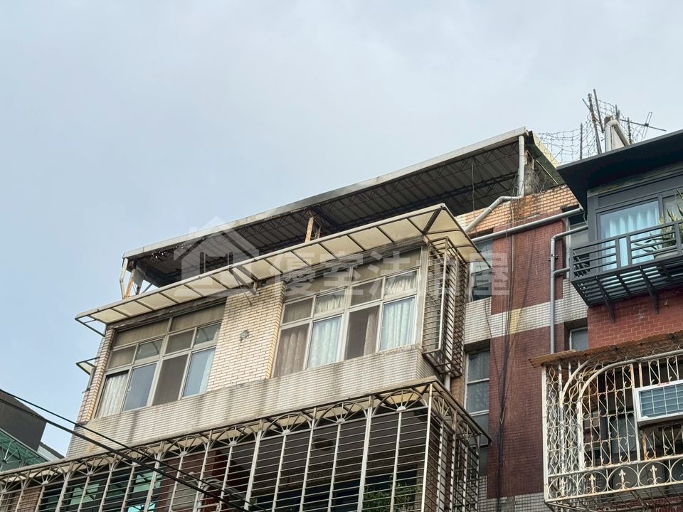 Uhomes