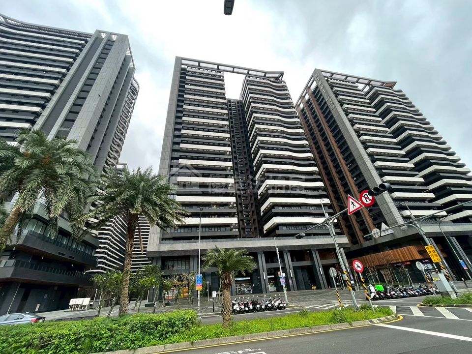 Uhomes