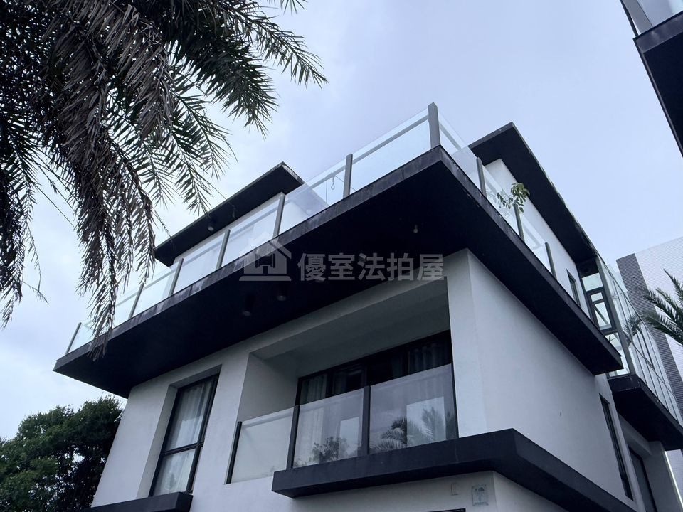 Uhomes