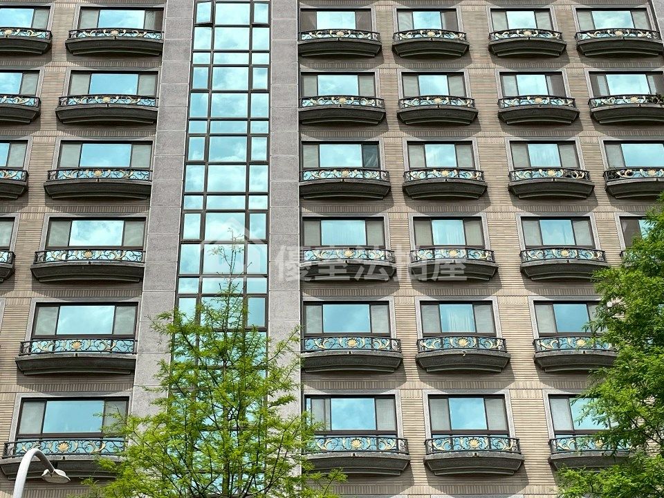 Uhomes