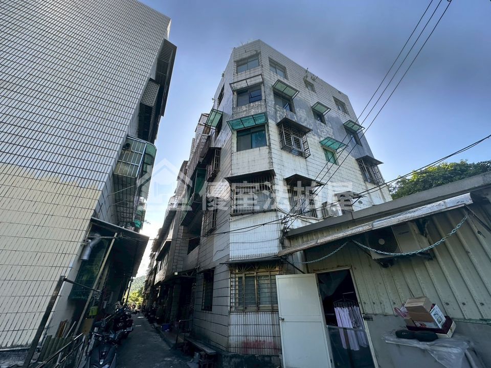 Uhomes