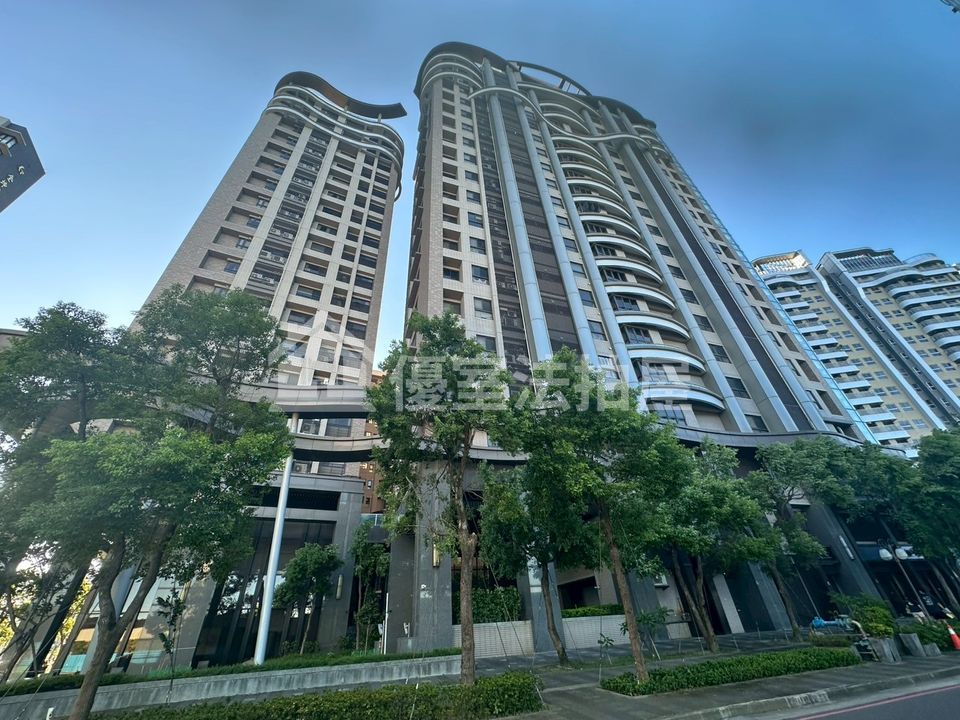 Uhomes