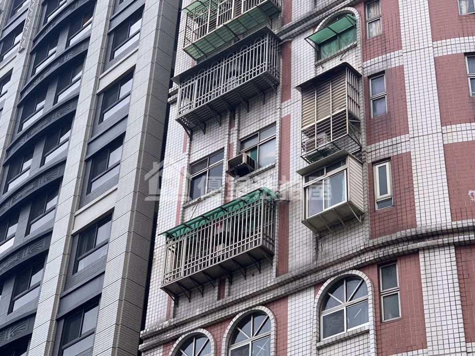 Uhomes