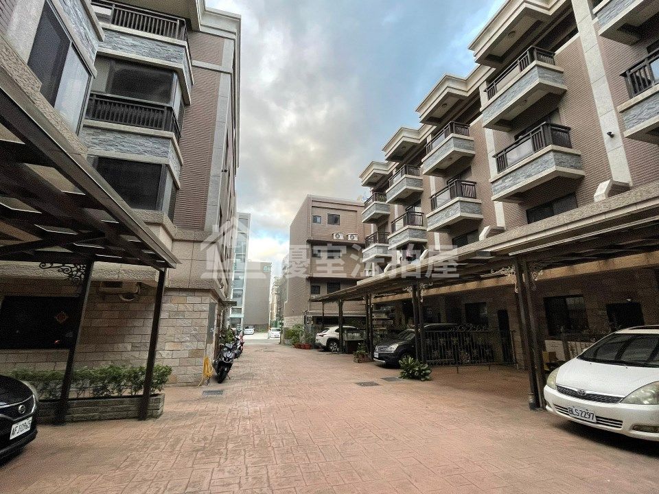Uhomes