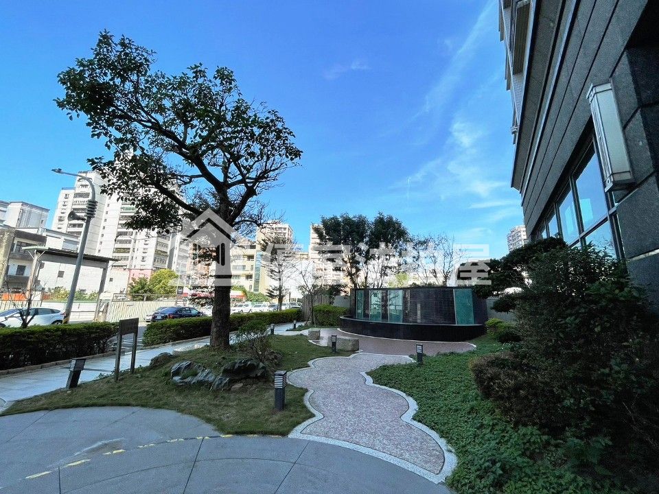 Uhomes
