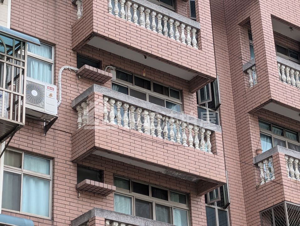 Uhomes