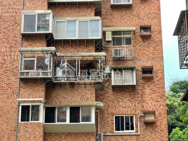 Uhomes