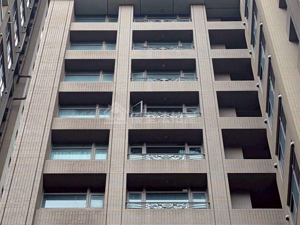 Uhomes