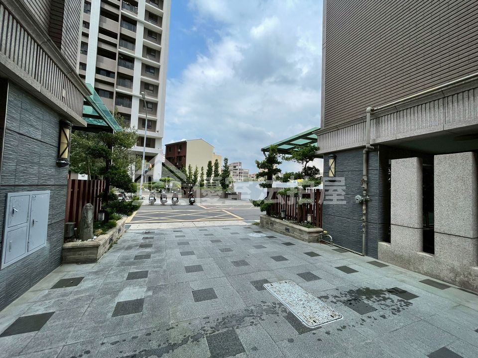 Uhomes