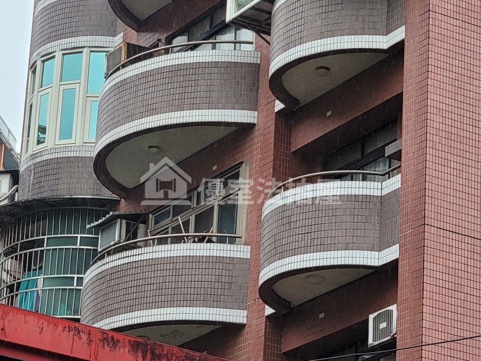 Uhomes