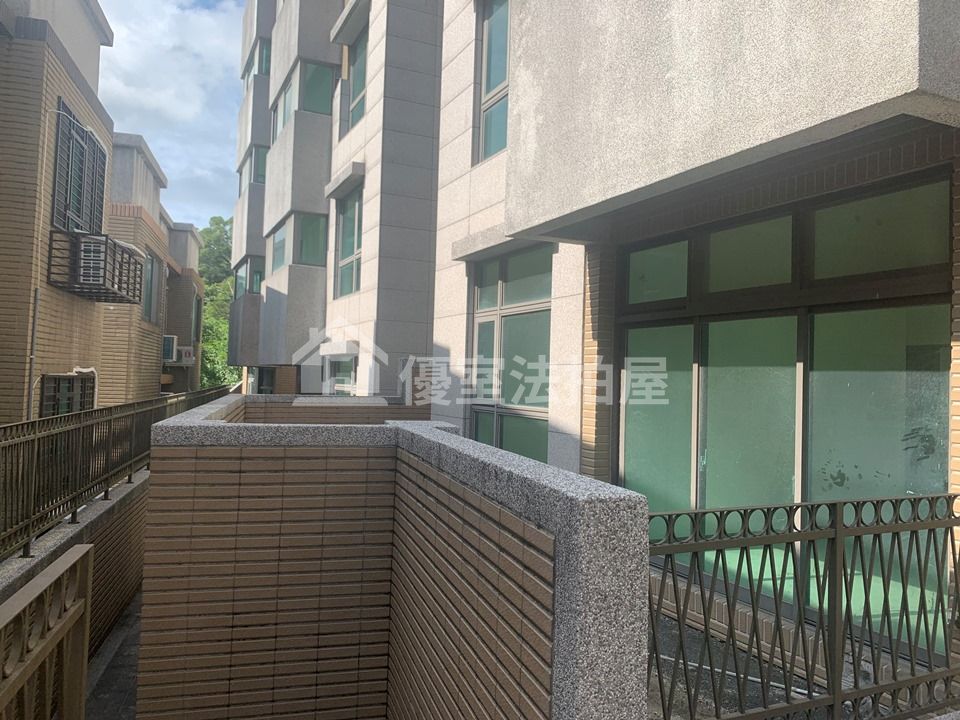 Uhomes