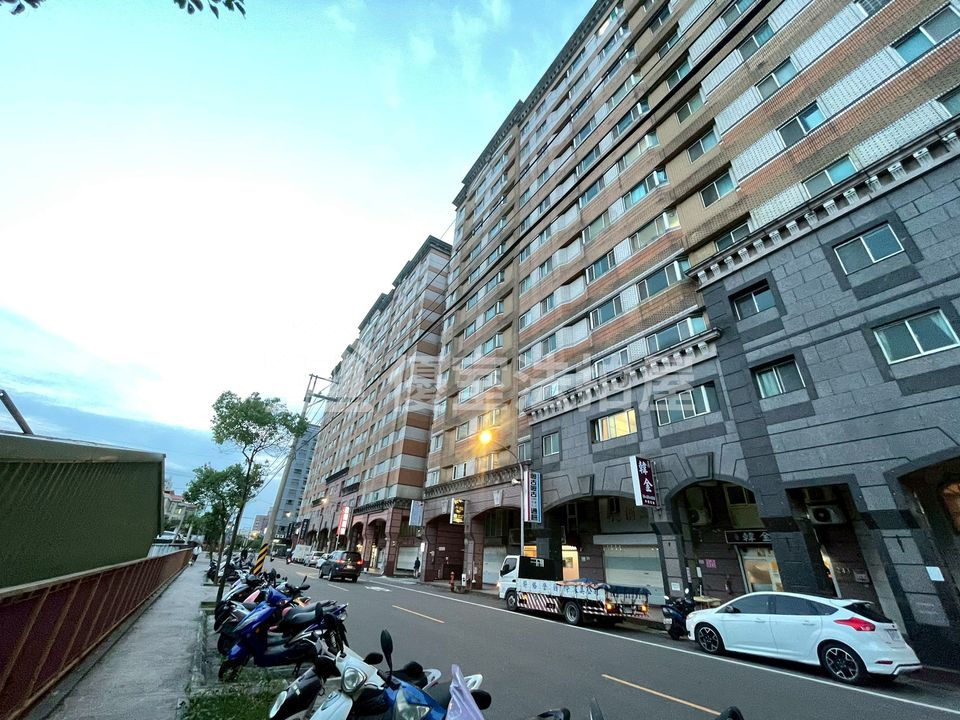 Uhomes
