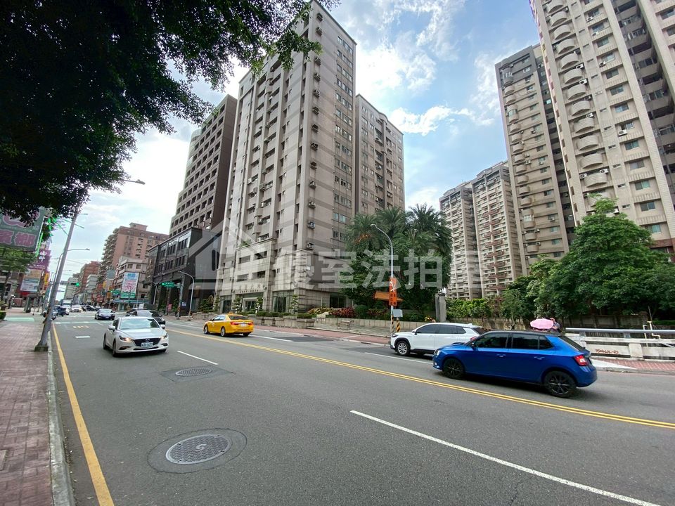 Uhomes